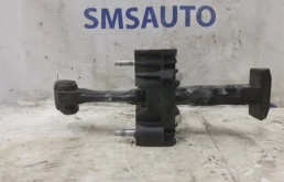 Ограничитель двери передней левой для Volvo XC70 на фотографиях