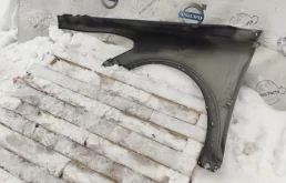 Крыло правое для Volvo C30 на фотографиях