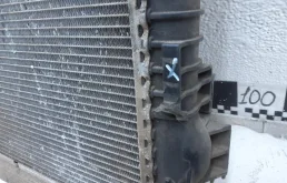 Радиатор охлаждения ДВС для Ford Explorer на фотографиях