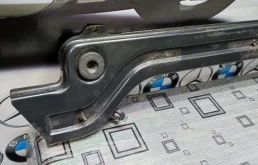 Нижняя планка телевизора для Mercedes-Benz GL class 2008 года на фотографиях