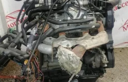 Двигатель без навесного для Renault Laguna на фотографиях