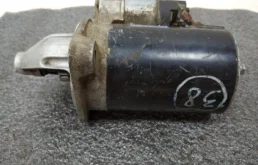 Стартер для Hyundai Solaris 2011 года на фотографиях