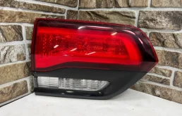 Фонарь внутренний левый для Jeep Grand Cherokee 4 WK2 2010-2013