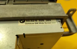 Магнитола для BMW 5er 2001 года на фотографиях