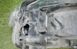 Фары для Skoda Rapid 2012 года на фотографиях