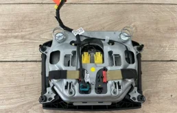 Подушка безопасности водителя для Volkswagen Touareg на фотографиях