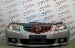 Бампер передний для Honda Accord 2003 года на фотографиях