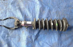 Амортизатор передний правый для Infiniti M на фотографиях