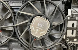 Кассета радиаторов для Audi Q7 на фотографиях