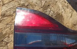 Фонарь внутренний левый для Opel Zafira на фотографиях