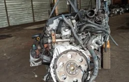 Двигатель без навесного для Toyota Alphard 2003 года на фотографиях