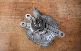 Вакуумный усилитель тормозов для Toyota RAV4 на фотографиях