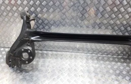 Задняя балка для Toyota Corolla на фотографиях