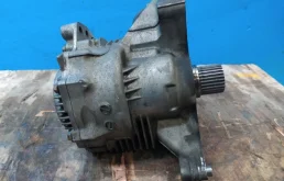 Раздатка для Nissan X-Trail 2004 года на фотографиях