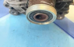 Реле топливного насоса для Skoda Rapid 2017 года на фотографиях