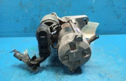 Стартер для Toyota RAV4 2014 года на фотографиях