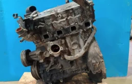 Двигатель без навесного для Nissan Serena 1996 года на фотографиях