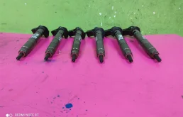 Форсунка топливная для Audi Q7 на фотографиях