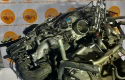 Двигатель для Subaru Legacy 2000 года на фотографиях