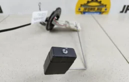 Датчик уровня топлива для Suzuki Grand Vitara на фотографиях