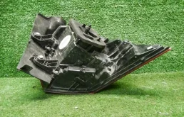 Фонарь внешний левый для Volkswagen Tiguan 2019 года на фотографиях