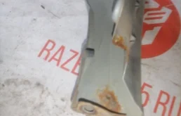 Крылья для Volkswagen Touran 2015 года на фотографиях