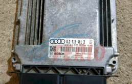 Блок управления двигателем для Audi Q7 2011 года на фотографиях
