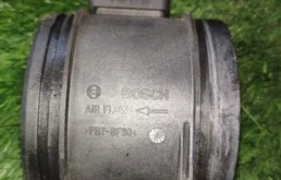 Датчик массового расхода воздуха для BMW X5 на фотографиях