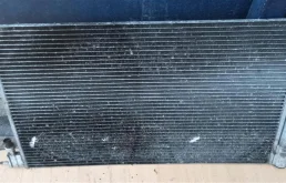 Радиатор охлаждения ДВС для Opel Insignia на фотографиях