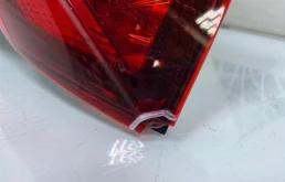 Фонарь внешний правый для Skoda Rapid на фотографиях