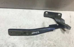 Петля капота правая для Nissan Note 2009 года на фотографиях