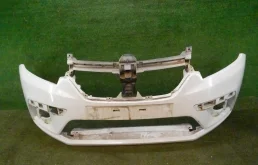 Бампер передний для Renault Logan на фотографиях