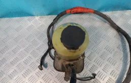 Насос ГУР для Opel Astra 2005 года на фотографиях