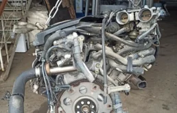 Двигатель без навесного для Lexus ES 2004 года на фотографиях