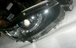 Фары для Mazda CX 5 2016 года на фотографиях