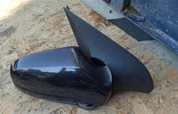 Зеркало боковое правое для Opel Astra 2007 года на фотографиях