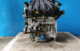 Двигатель для Nissan Tiida 2013 года на фотографиях