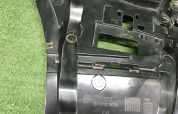 Кронштейн заднего бампера левый для BMW 7er на фотографиях