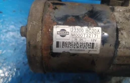 Стартер для Nissan Tiida на фотографиях