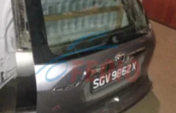 Крышка багажника для Honda CR-V 2008 года на фотографиях