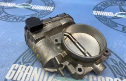 Дроссельная заслонка для Mercedes-Benz C class на фотографиях