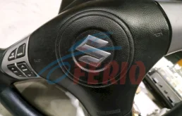 Подушка безопасности водителя для Suzuki Grand Vitara на фотографиях