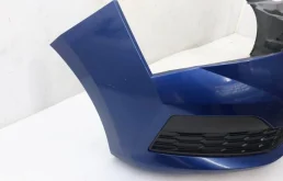 Решетка переднего бампера правая нижняя для Skoda Rapid 2020 года на фотографиях