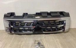 Решетка радиатора для Mitsubishi Pajero V90 5dr rest II 2014-2020