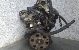 Двигатель для Toyota RAV4 1996 года на фотографиях