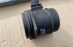 Датчик массового расхода воздуха для Volvo XC90 2012 года на фотографиях