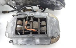 Суппорт задний левый для Audi Q7 2015 года на фотографиях