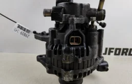 Генератор для Mitsubishi Pajero Sport на фотографиях