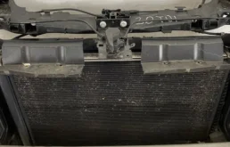 Кассета радиаторов для Audi Q7 2016 года на фотографиях