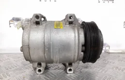 Компрессор кондиционера для Volvo XC90 2005 года на фотографиях